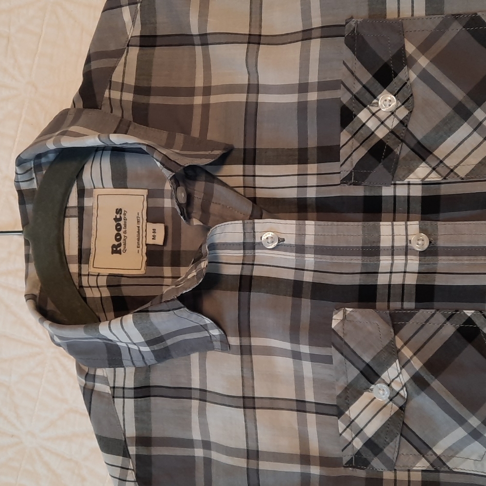 Light weight plaid shirt